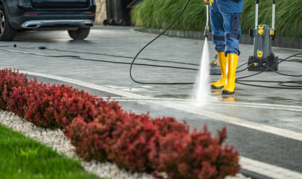 Post-Construction Pressure Washing in Edina, MO