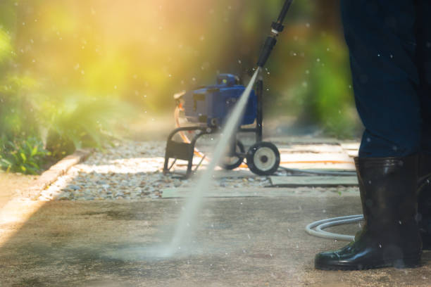 Best Sign and Awning Cleaning  in Edina, MO
